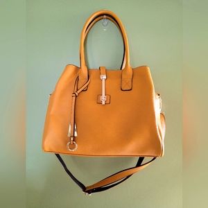 Mellow World Vegan Leather Purse NWNT